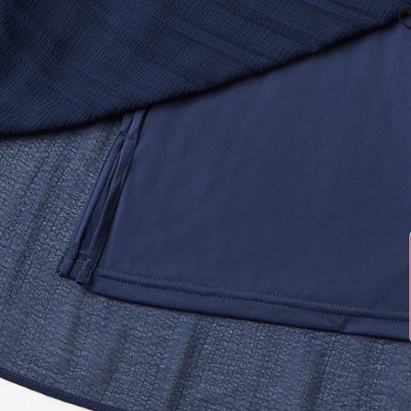 Uniqlo Pleated Skirt (navy blue) - Picture 4 of 5